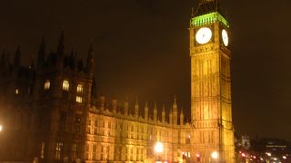 地下鉄を出ると・・・