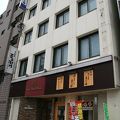 場末感バリバリのオンボロだけど部屋は意外と広くてきれい