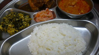 セット全品６３０円のタイ料理