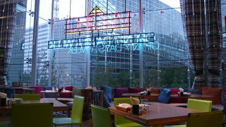 店内広々で、リーズナブルなメキシコ料理