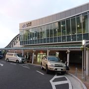 亀岡駅・・・「保津川下り」や「湯の花温泉」の最寄り駅です。