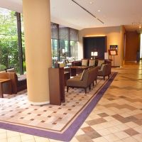 明るいロビーです