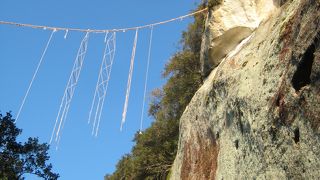 太古の人々のおおらかな息遣いを間近に感じます