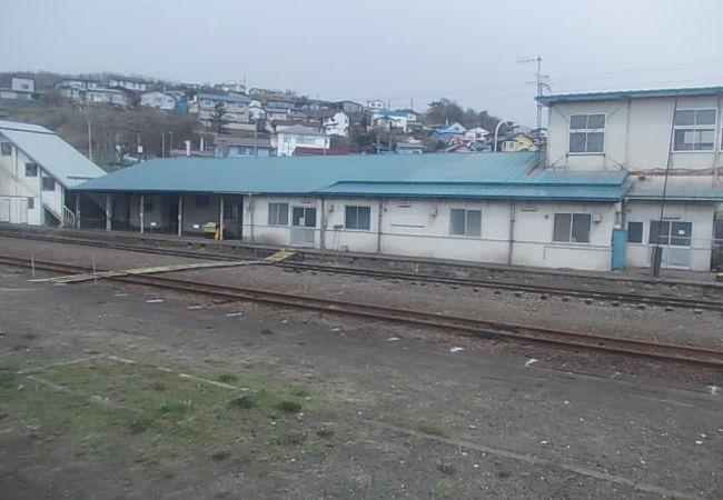 石油輸送の拠点駅となっています