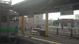 札沼線上で最大の駅です