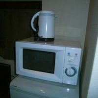 電子レンジに、湯沸しポット