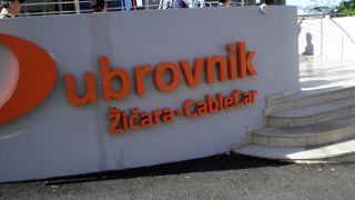 山頂からの景色は絶景です。