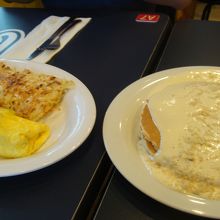 魅惑のパンケーキ！とオムレツ