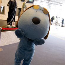 フジテレビのキャラクター「ラフ君」もいます