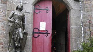 必見！ジャンヌ・ダルク像