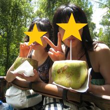 途中でｺｺﾅｯﾂのｻｰﾋﾞｽがっ!!温くてちょっとな味ですぅ