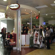 ハーゲンダッツもありますよ〜♪