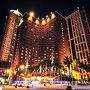 アンバサダーホテルの夜景です。