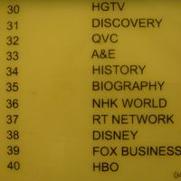 ＮＨＫの番組を、英語吹き替えで放送しています。