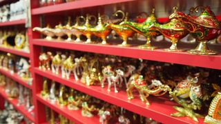 貴金属を中心にあつかうマーケット