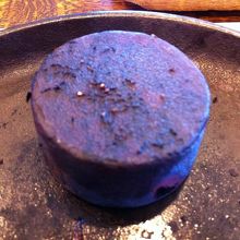 熱したペレットの上で、好みの焼き方でいただく。