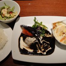 国産牛ハンバーグステーキのセット