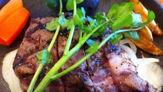 アットホームな感じの葉山牛専門店