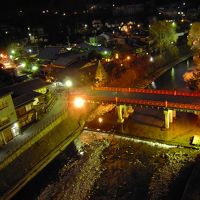 赤い橋ライトアップ