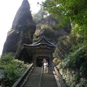 榛名神社　～自然の緑と石を感じる神社