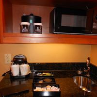 コーヒーメーカーが部屋にあり