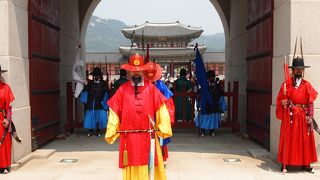 衛兵の交代式も