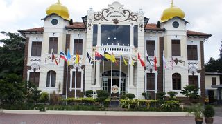 サンチャゴ砦の隣