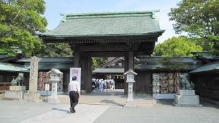 由緒ある神社なんですが