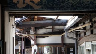 酒蔵がそのまま資料館として公開されています