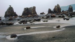 海の引いた時には歩いて行ける！