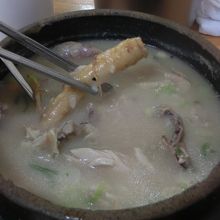 高麗人参。スープかうまかったので、半分食べちゃいました