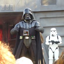 子供たちはこの対戦に参加できます。