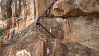シギリヤロック　天空の宮殿