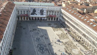 「世界で一番美しい広場」