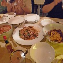 同伴者が写真をいやがるのでこれだけ．