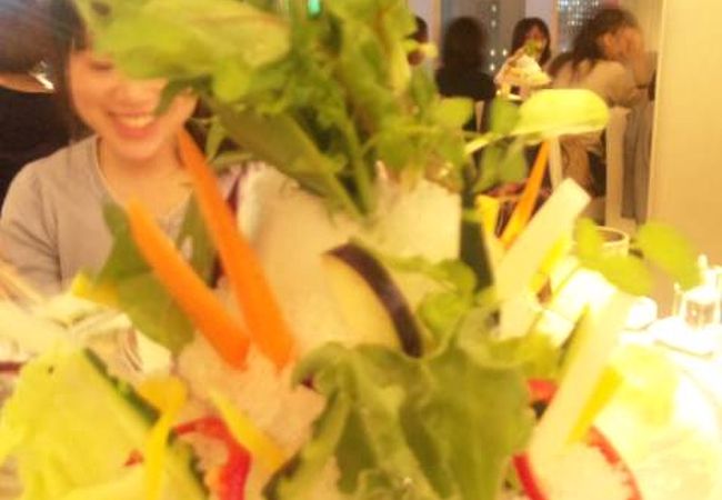 有名らしいけど・・・バーニャカウダー