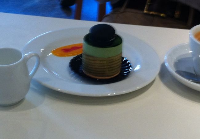 ケーキセット　２個目のケーキは200円割引き