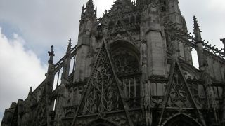 これぞ火焔様式！