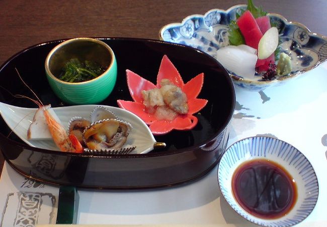 鯛めしは島根県、松江の風流人、松平不昧公のお好み