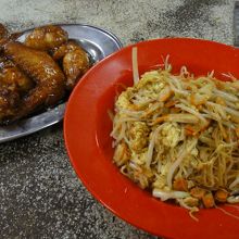 奥が絶品手羽先