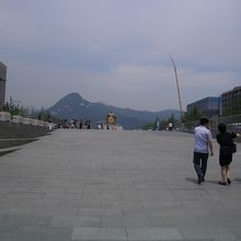 光化門方向に振り返って