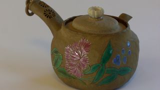 落ち着いた雰囲気の美術館で、日本各地の古い珍しい急須を展示していました。