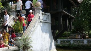 リー・タイ・トンが1049年に創建した延祐寺内の楼閣です。