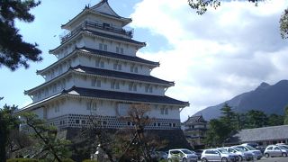 雲仙と有明海を望む城