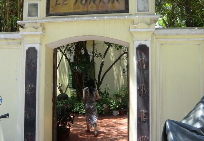 ティエン・クアン湖の近くの隠れ家的なレストラン