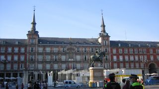 街の中心的な広場です。