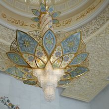 シャンデリアその１。