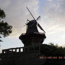 大きな風車もあります。