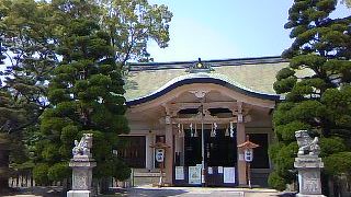 狛犬ならぬ狛虎さんがお出迎え？！