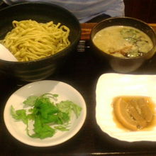 つけ麺の沖縄そば